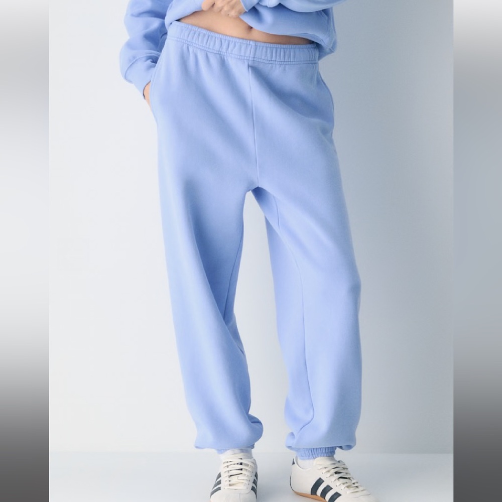 NWT Aritzia Cozy Sweatfleece Perfect Hoodie & Sweatpants - Picture 5 of 6